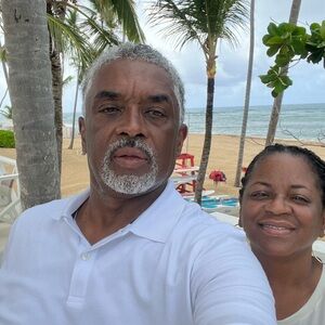 Meet your Posher, Derick